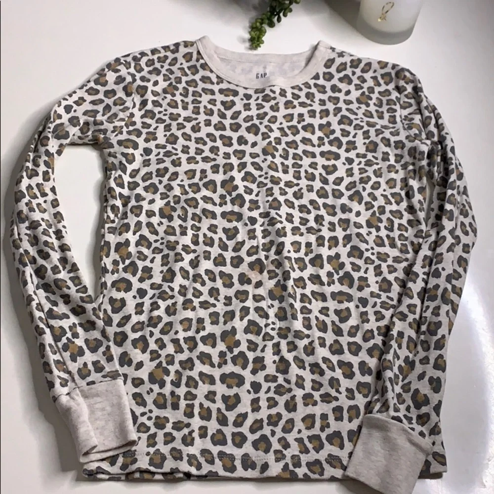 Gap Kids Sleepwear Cheetah print long sleeve shirt girls 14